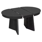 Comedor redondo retro con sillas tapizadas con respaldo de ratán