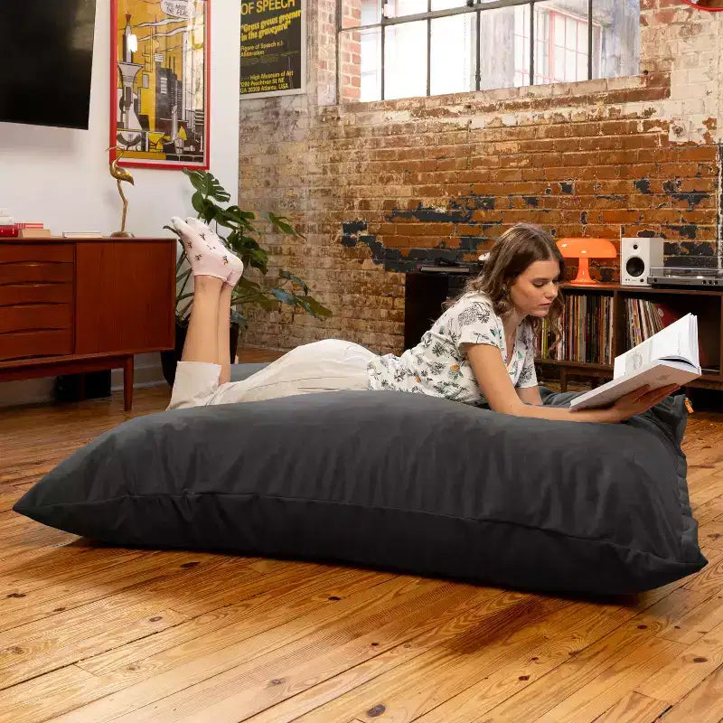Almohada gigante de suelo tipo puf decorativa Pillow Saxx de 1.67 m, terciopelo exuberante
