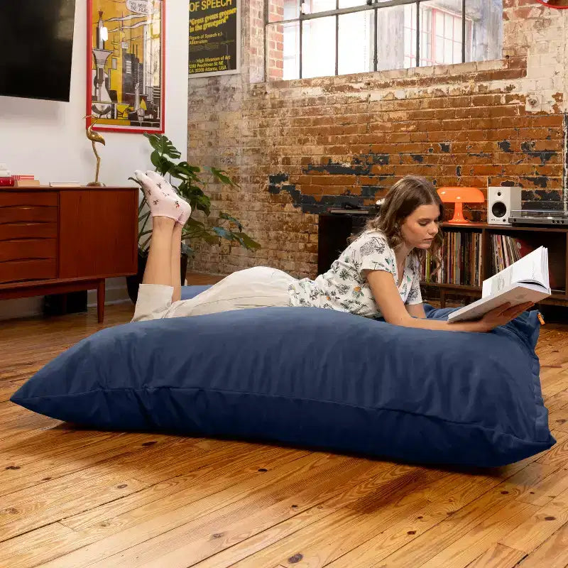 Almohada gigante de suelo tipo puf decorativa Pillow Saxx de 1.67 m, terciopelo exuberante