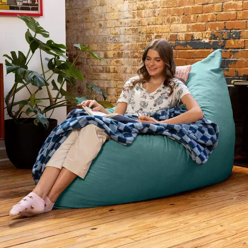 Almohada gigante de suelo tipo puf decorativa Pillow Saxx de 1.67 m, terciopelo exuberante