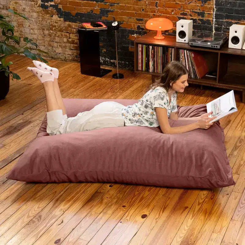 Almohada gigante de suelo tipo puf decorativa Pillow Saxx de 1.67 m, terciopelo exuberante