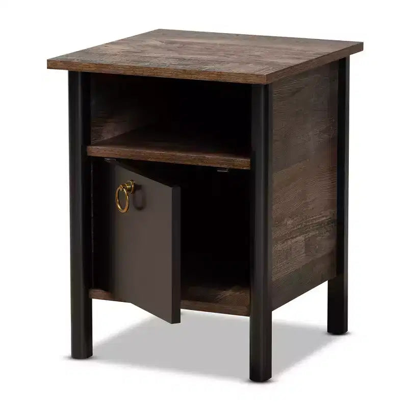 Mesita de noche Vaughan de madera rústica de dos tonos color nogal: almacenamiento cerrado, tirador dorado, muebles de dormitorio