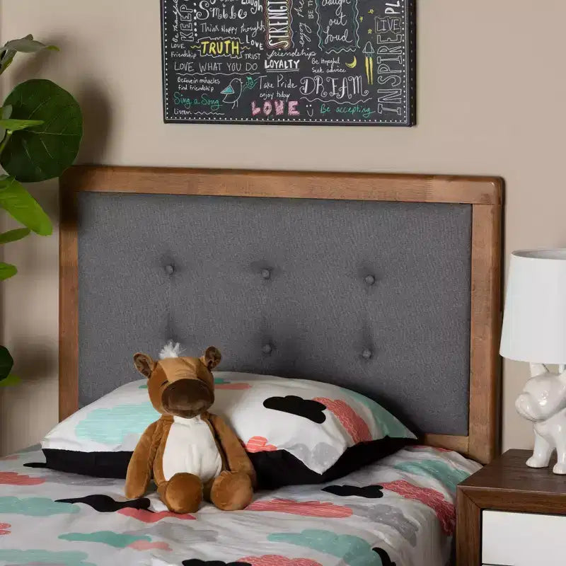 Cabecero Sarine de tela y madera tapizado gris oscuro: encanto retro, diseño de mediados de siglo, altura ajustable