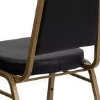 Silla de banquete apilable con respaldo trapezoidal y asiento de 6.35 cm de grosor