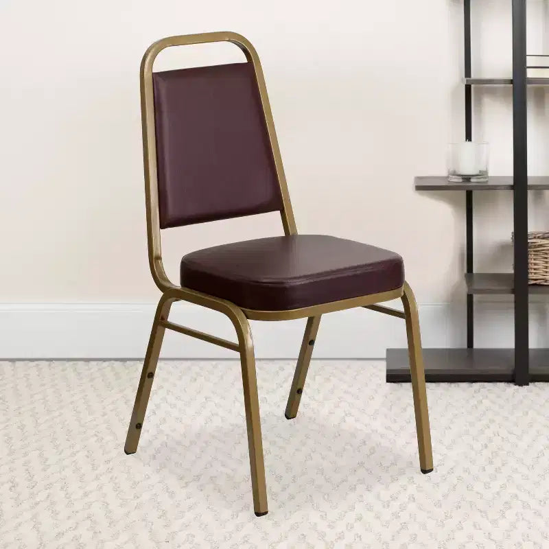 Silla de banquete apilable con respaldo trapezoidal y asiento de 6.35 cm de grosor