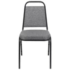 Silla de banquete apilable con respaldo trapezoidal y asiento de 6.35 cm de grosor