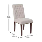 Silla de comedor Parson tapizada con respaldo enrollado, ribete de tachuelas y estructura con acabado y deslizadores de plástico para el suelo