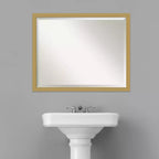 Espejo de pared de baño enmarcado de Grace Narrow con acabado cepillado, color dorado