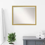 Espejo de pared de baño enmarcado de Grace Narrow con acabado cepillado, color dorado