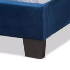 Cama panel tapizada en tela de terciopelo Tamira Glam